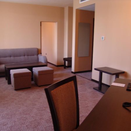 Hotel 로베치 외부 사진