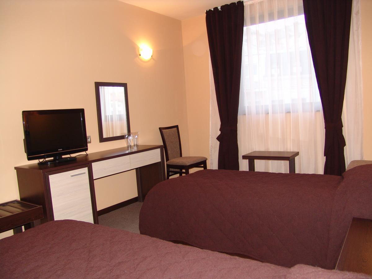 Hotel 로베치 외부 사진