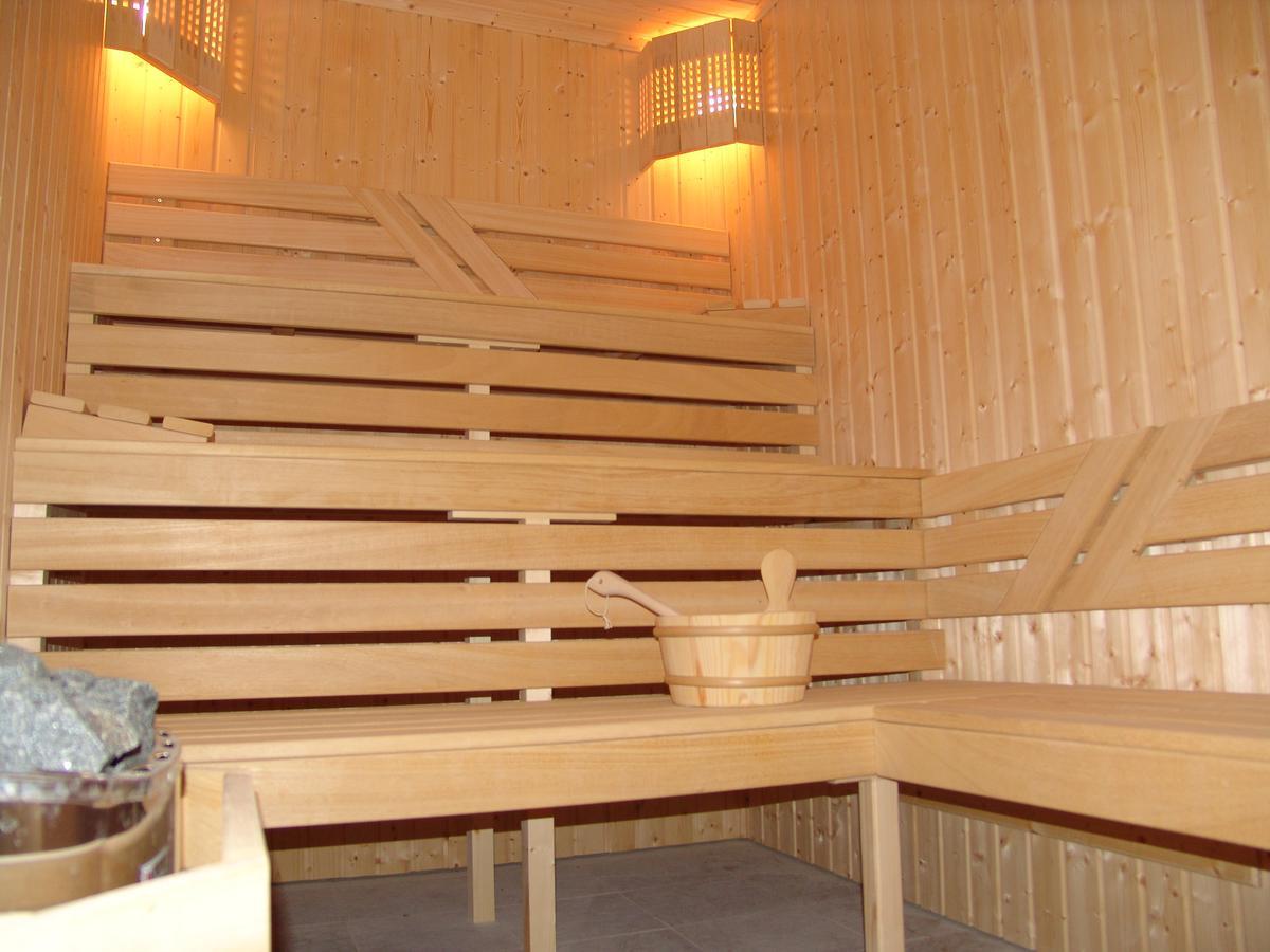 Hotel 로베치 외부 사진